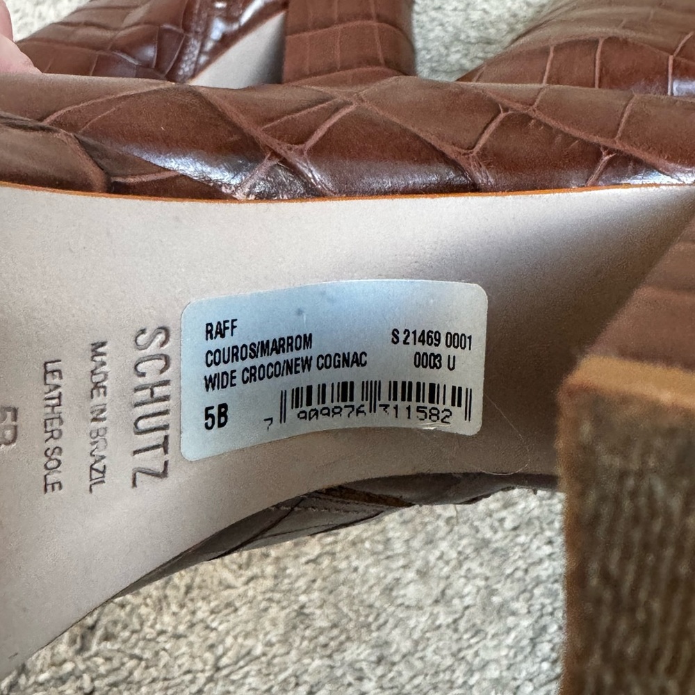 Schutz Rafa Platform Boot - Picture 8 of 10